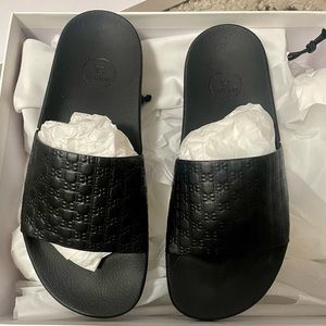 SOLD!!AUTHENTIC Balmain Leather Slides